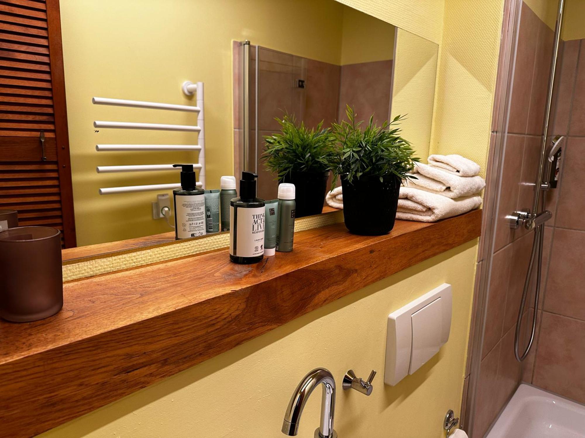 Apartelliment - Smart Uebernachten In Apartment *