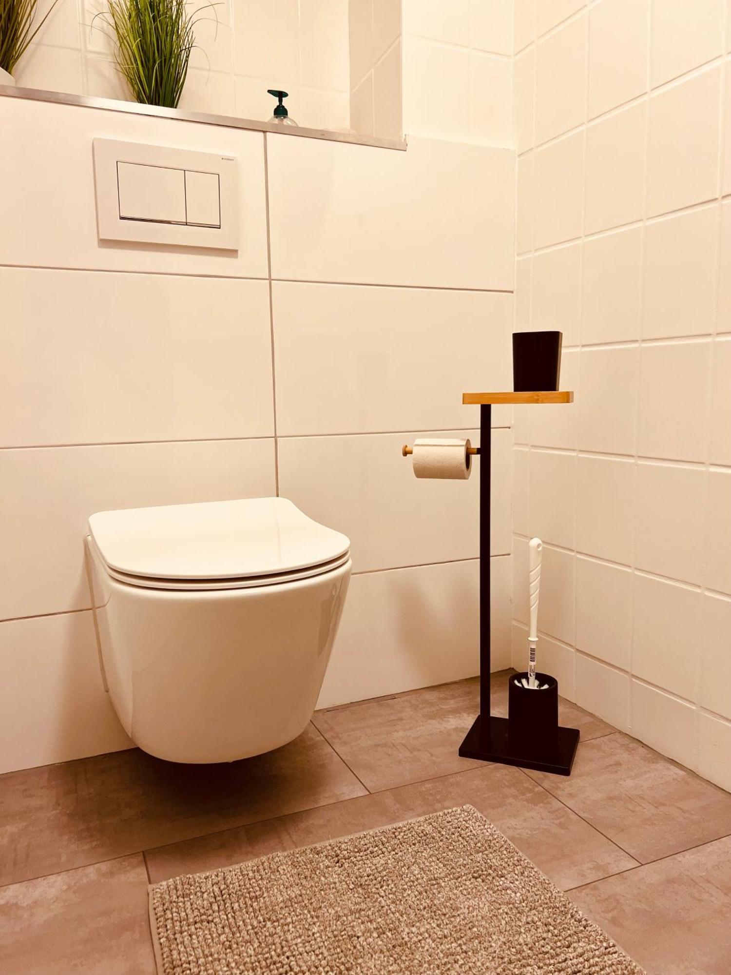 Luxe Living: Opulent Elegance Unleashed Appartement Cologne