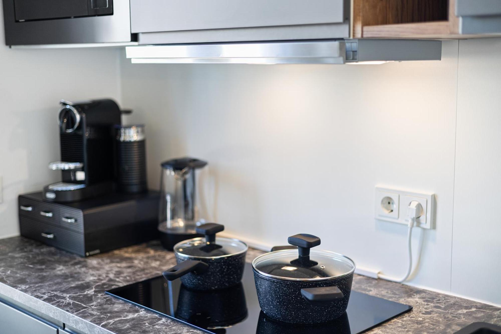 Svyvo - Serviced Ehrenfeld Apartment *
