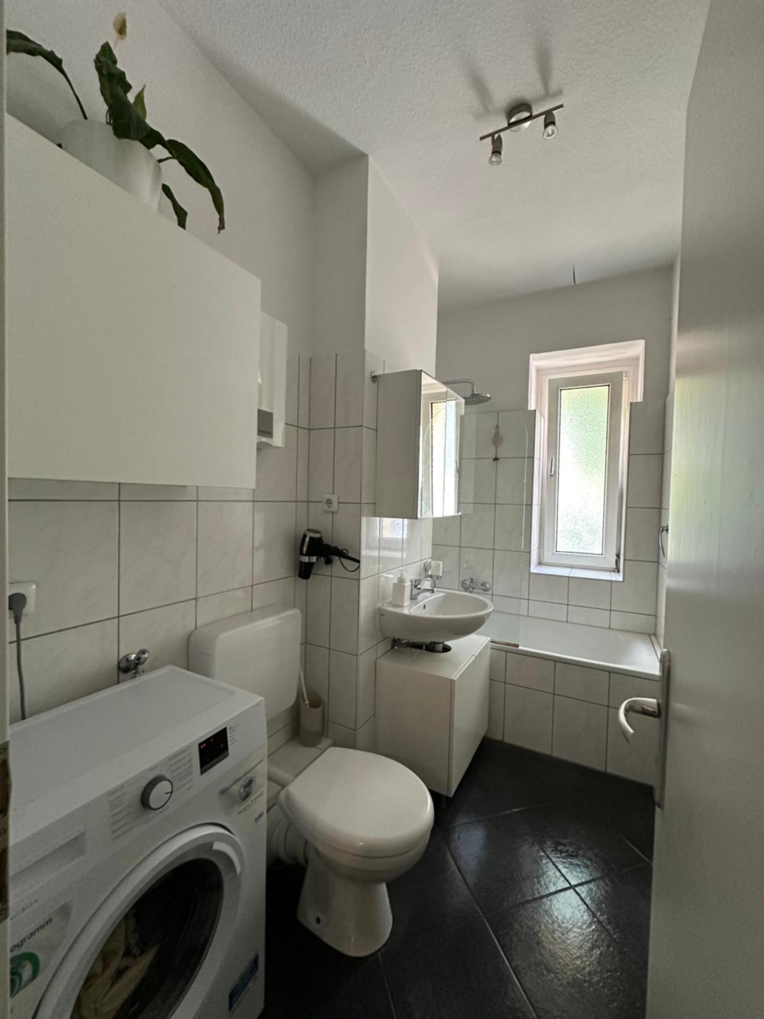 Zentrale Helle 3 Messe Deutz