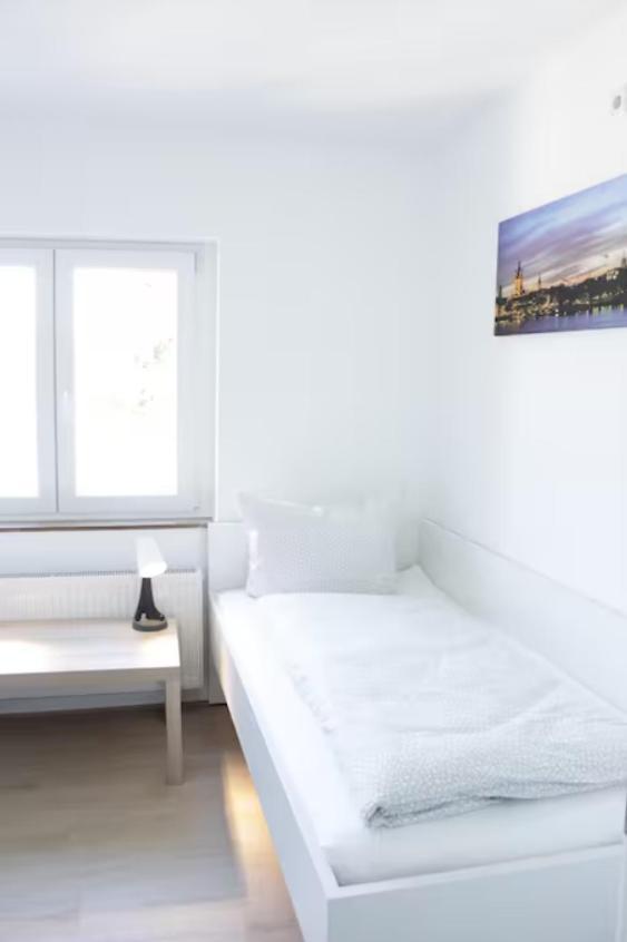 Beautiful Airportflats Near Apartamento Colónia