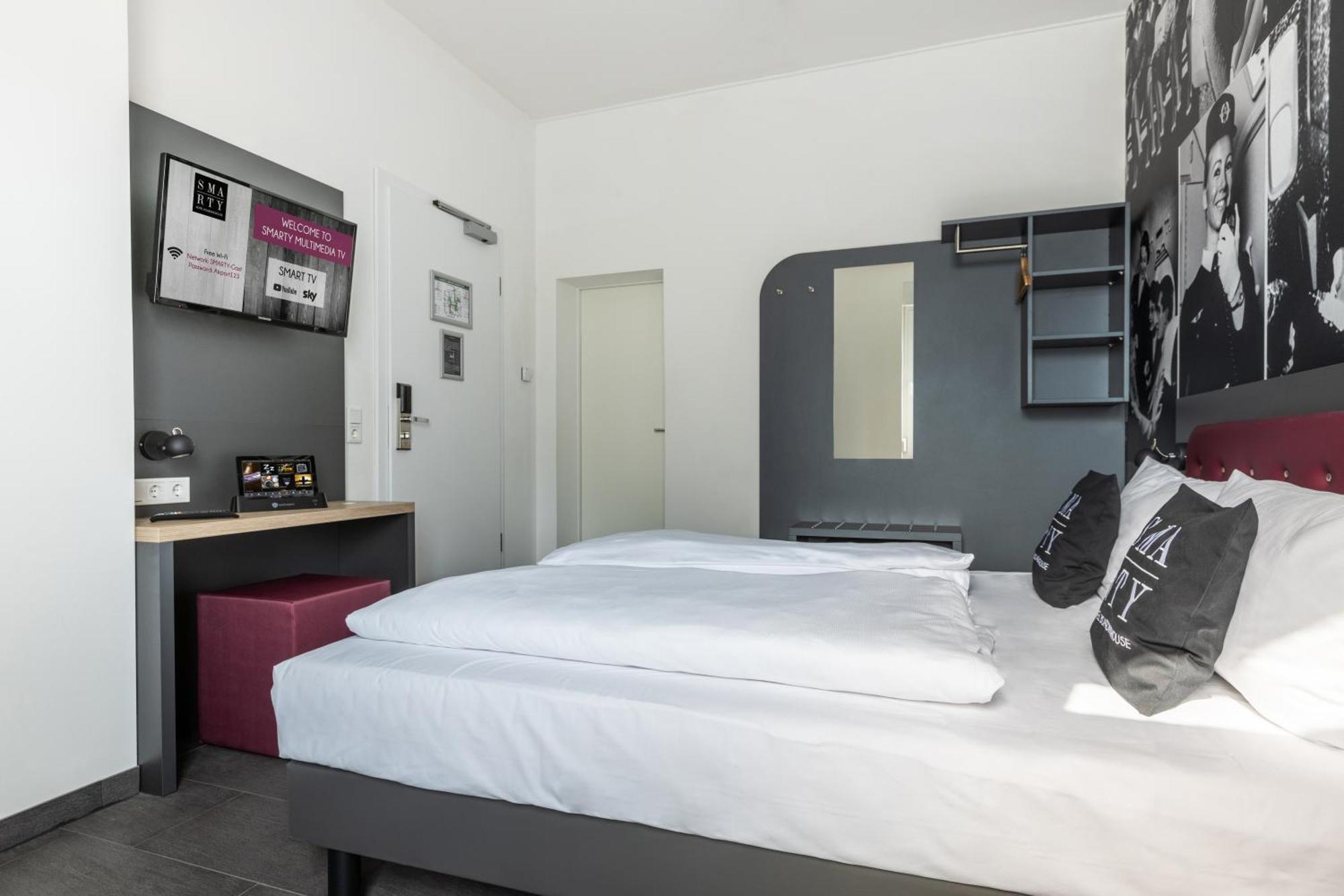 Smarty Airport - Kontaktloser Self Check-in Hotel Cologne