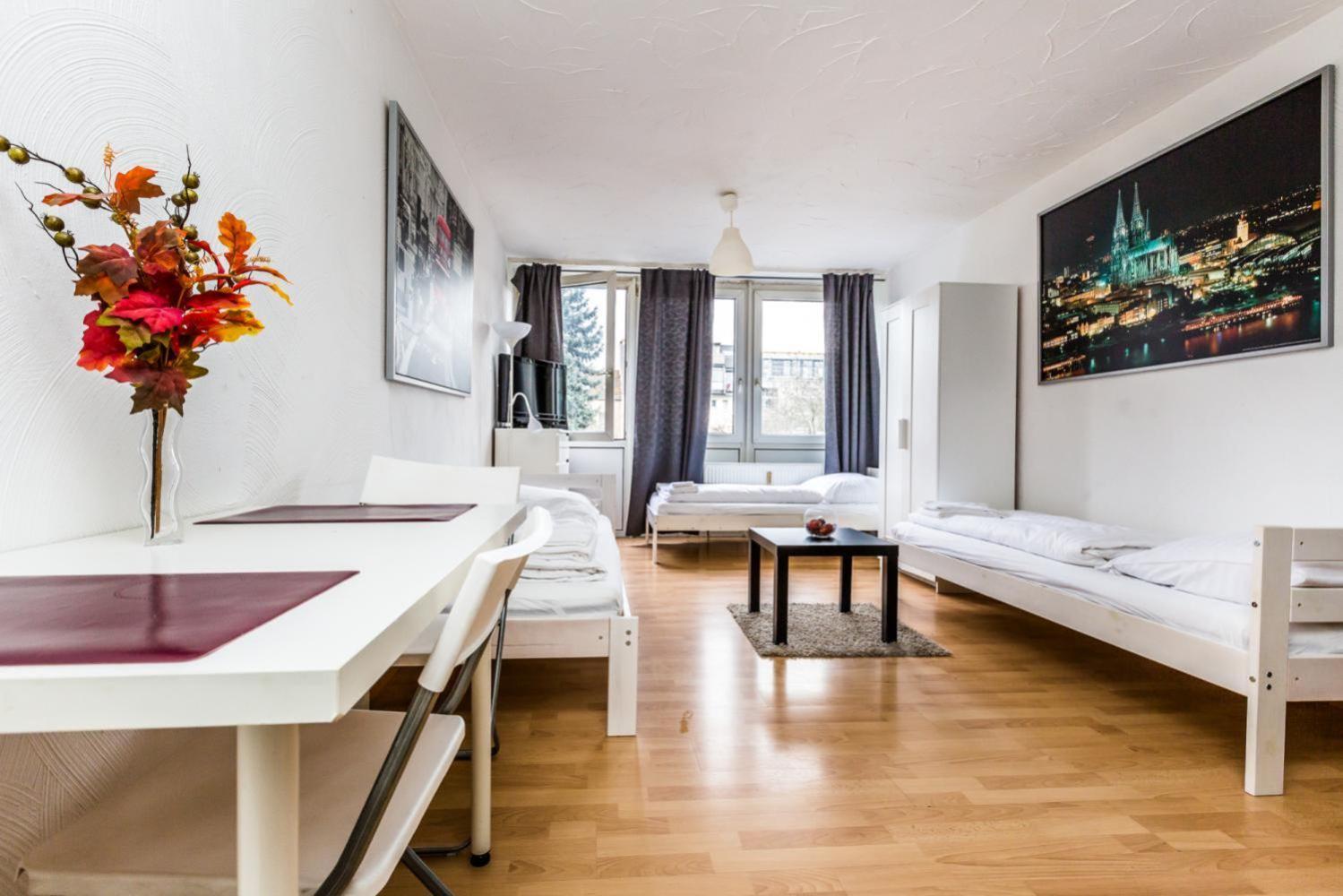 Budget Friendly Apartament *