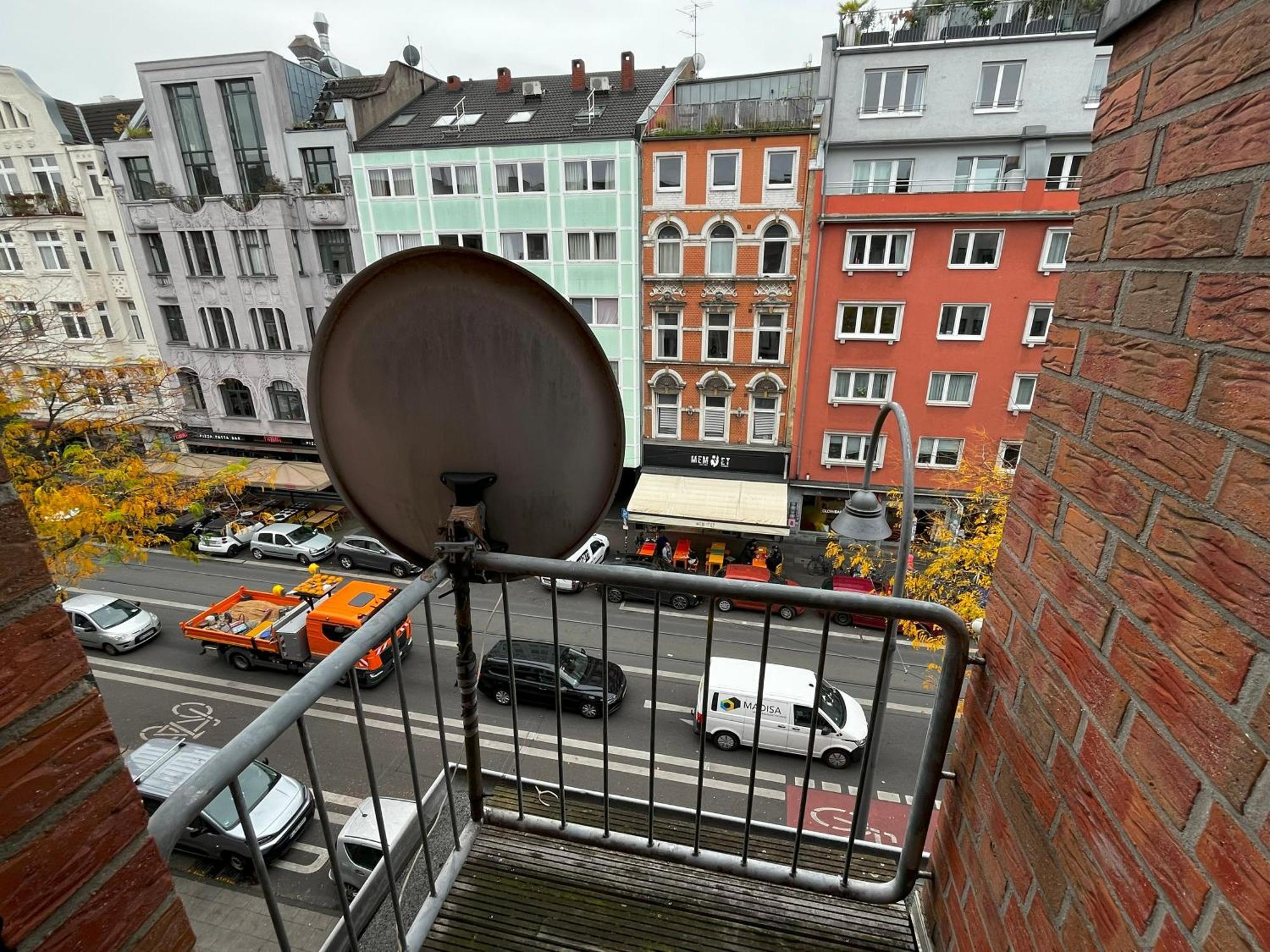 Aparment In Popular Neighborhood * Keulen
