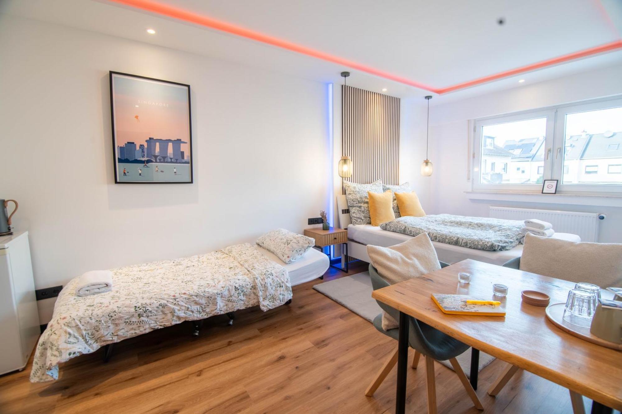 Shiny Singapore - - Doppelzimmer Mit Gemeinschaftsbad