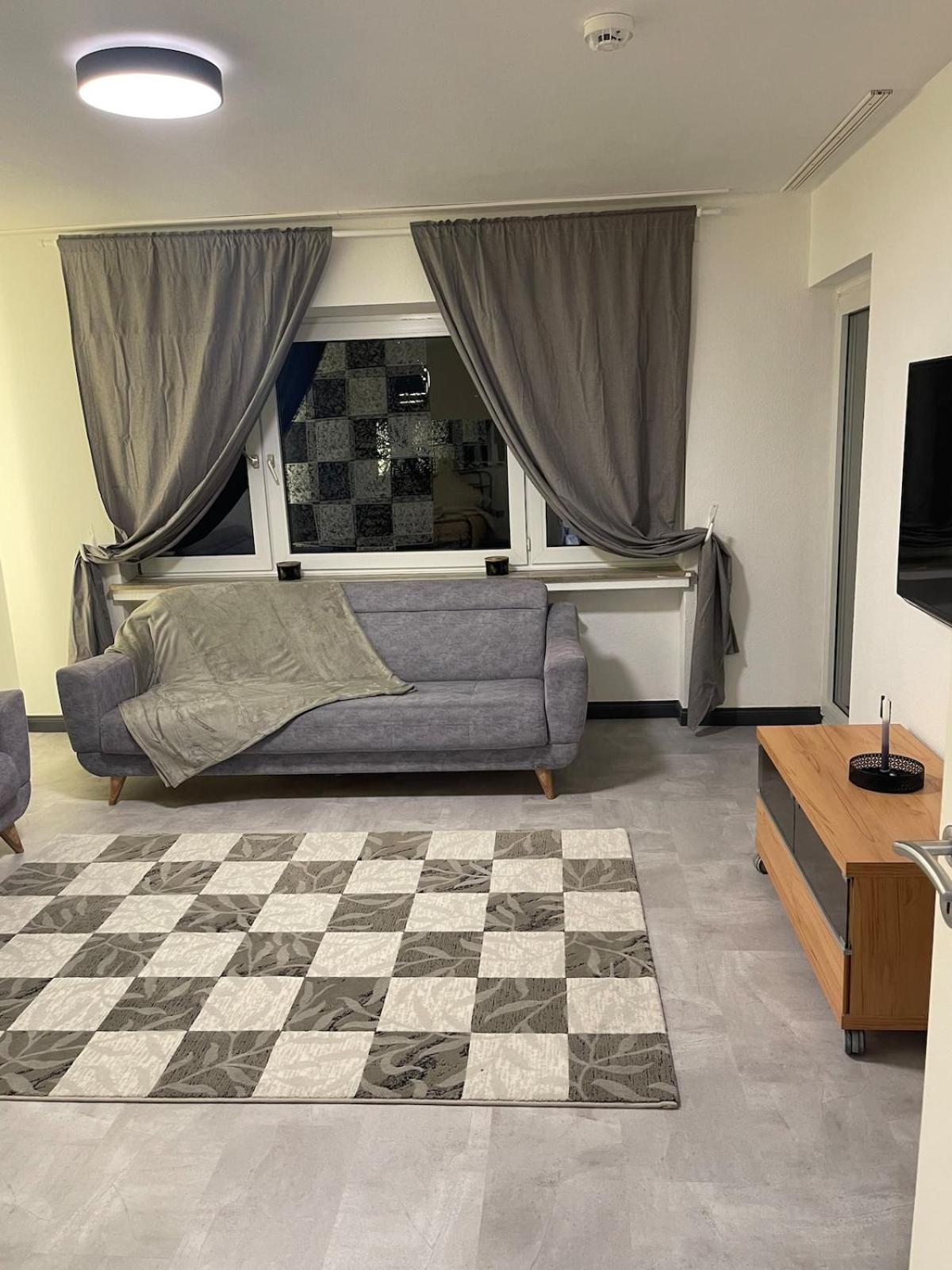 Family-friendly In Kolonia