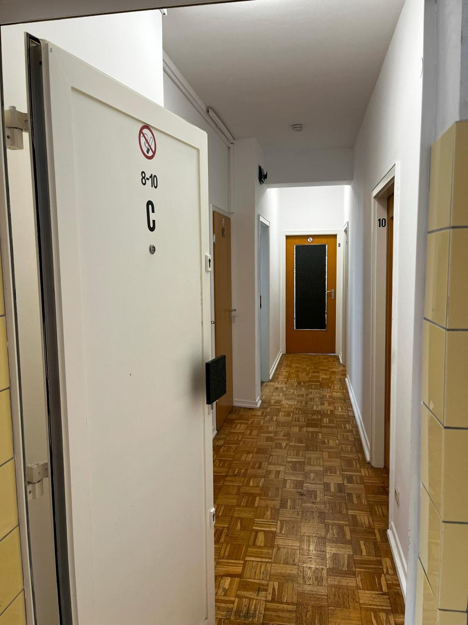 Spacious In Cologne, Near The Cathedral