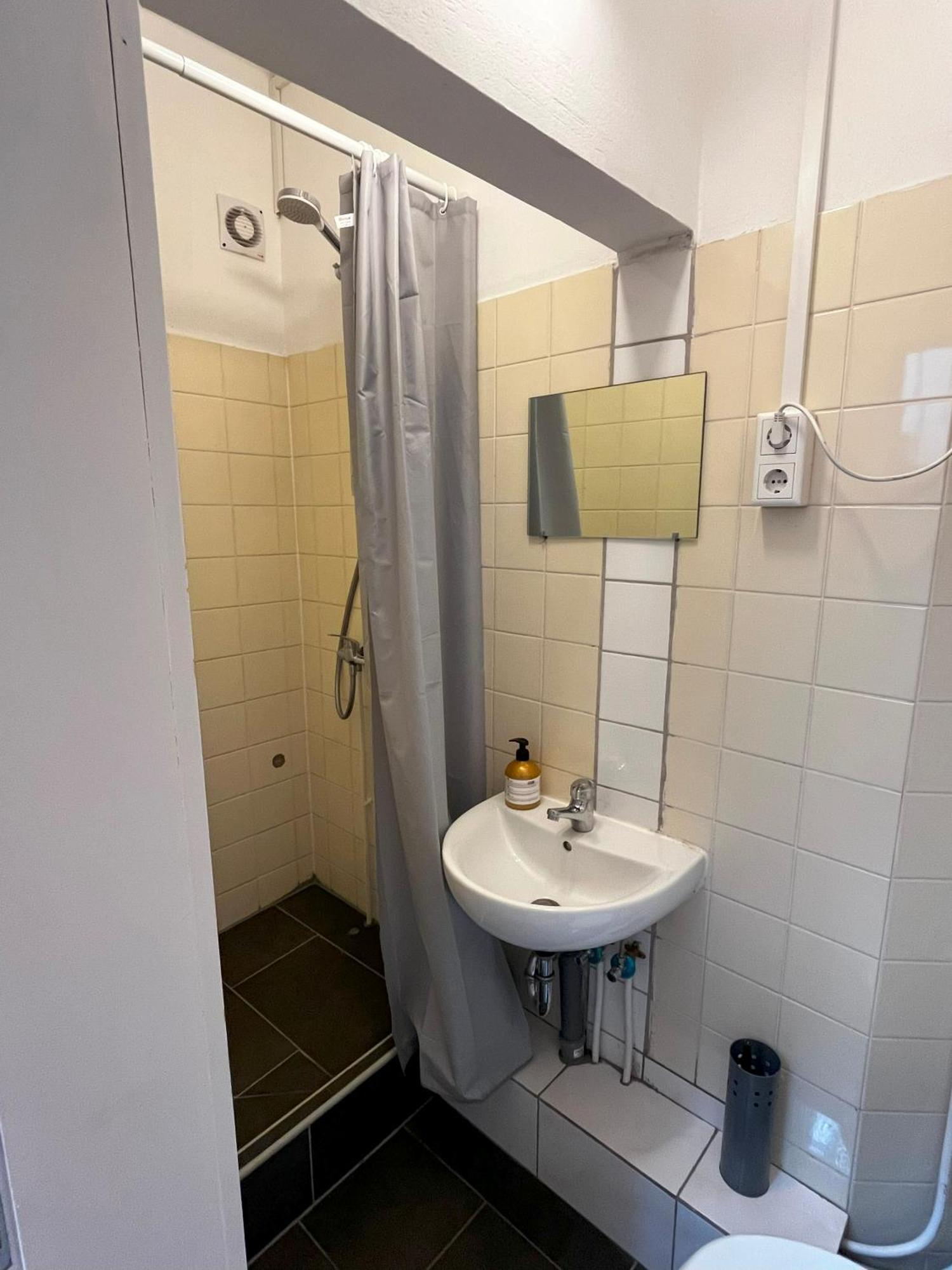 Spacious In Cologne, Near The Cathedral *