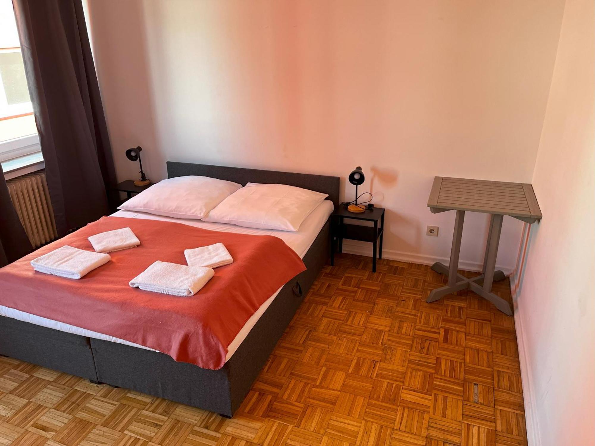 Spacious In Cologne, Near The Cathedral Apartment *