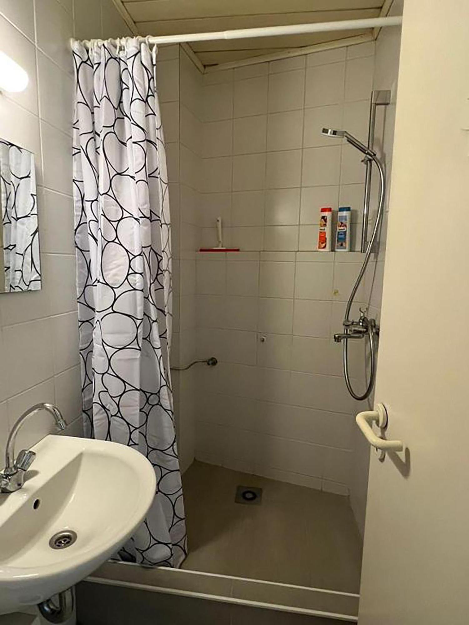 Spacious In Cologne, Near The Cathedral *