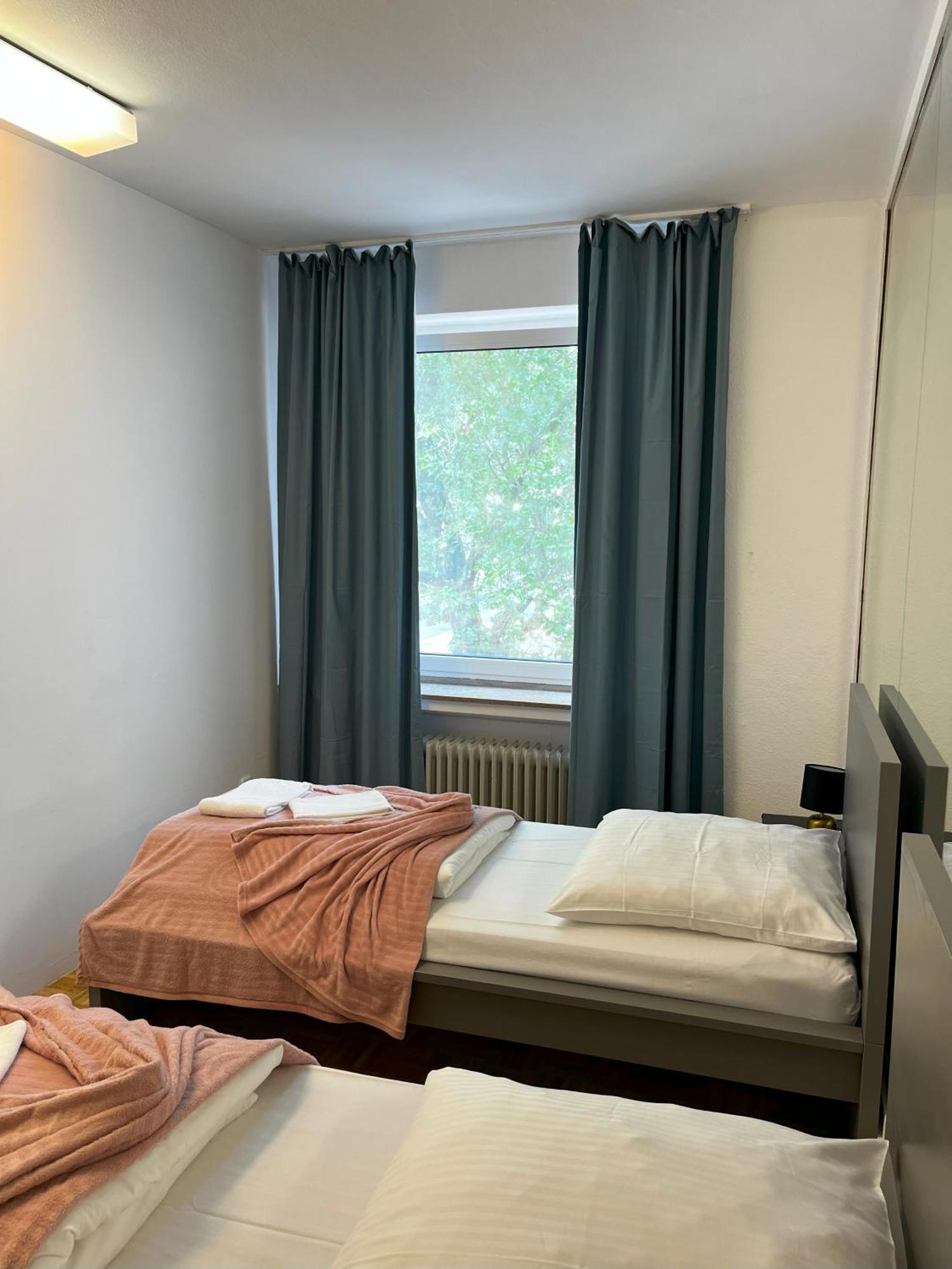 Spacious In Cologne, Near The Cathedral *
