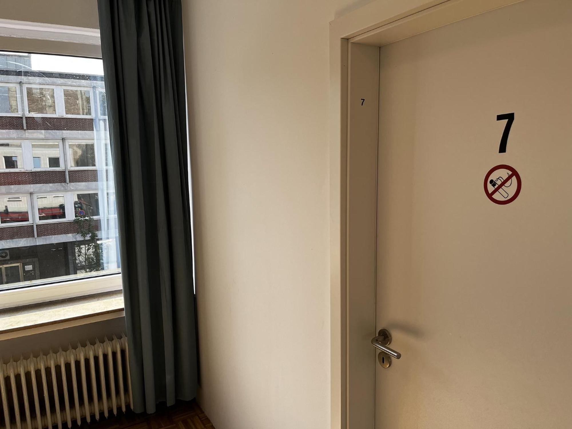 Apartment Spacious In Cologne, Near The Cathedral