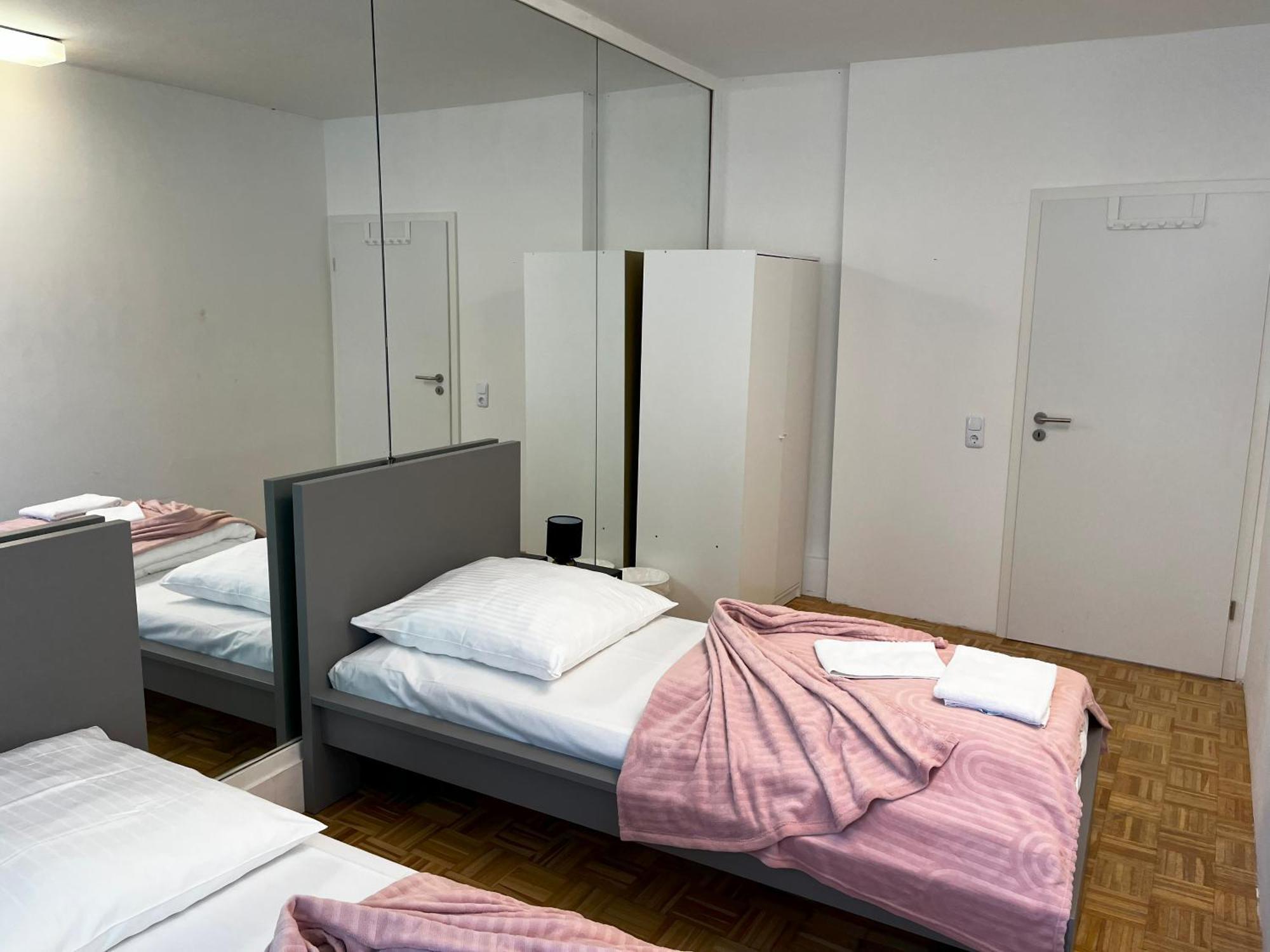 Spacious In Cologne, Near The Cathedral Apartment *