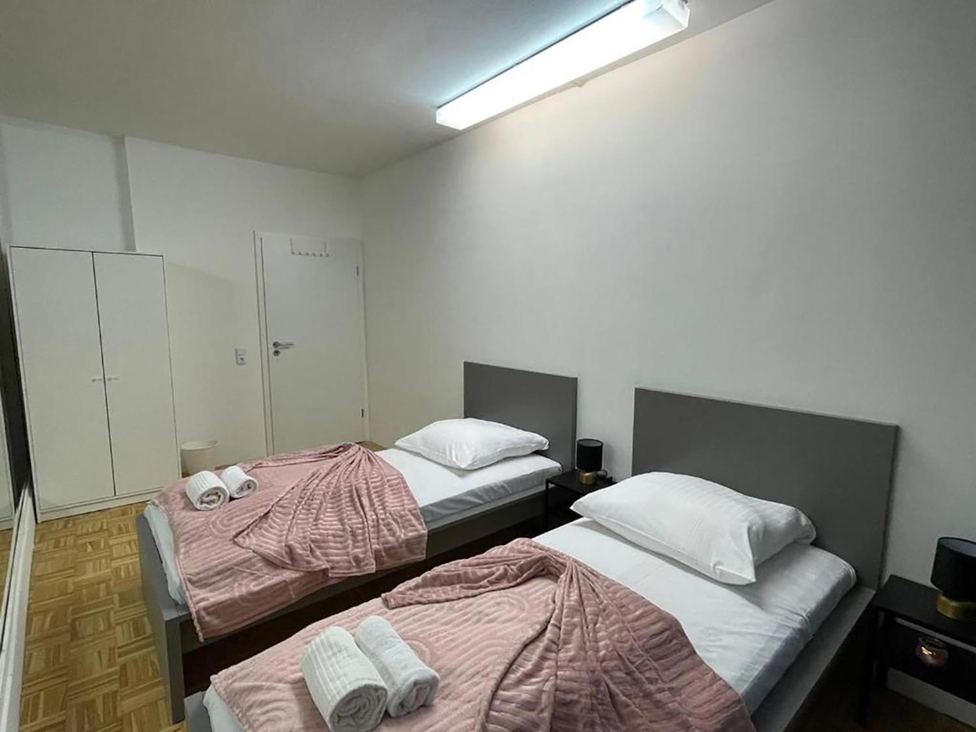Spacious In Cologne, Near The Cathedral