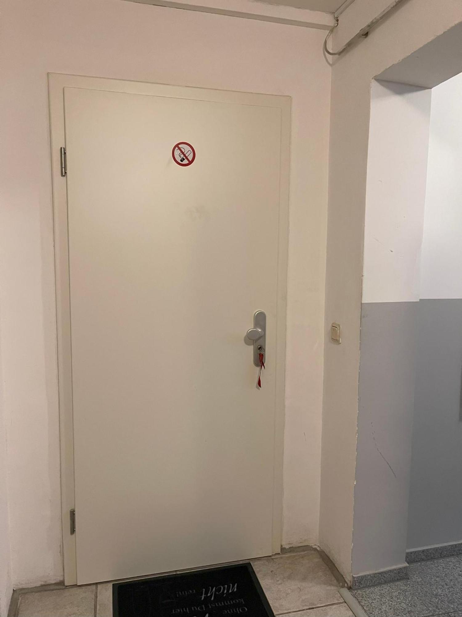 Apartment Cozy In Neusser Street Cologne