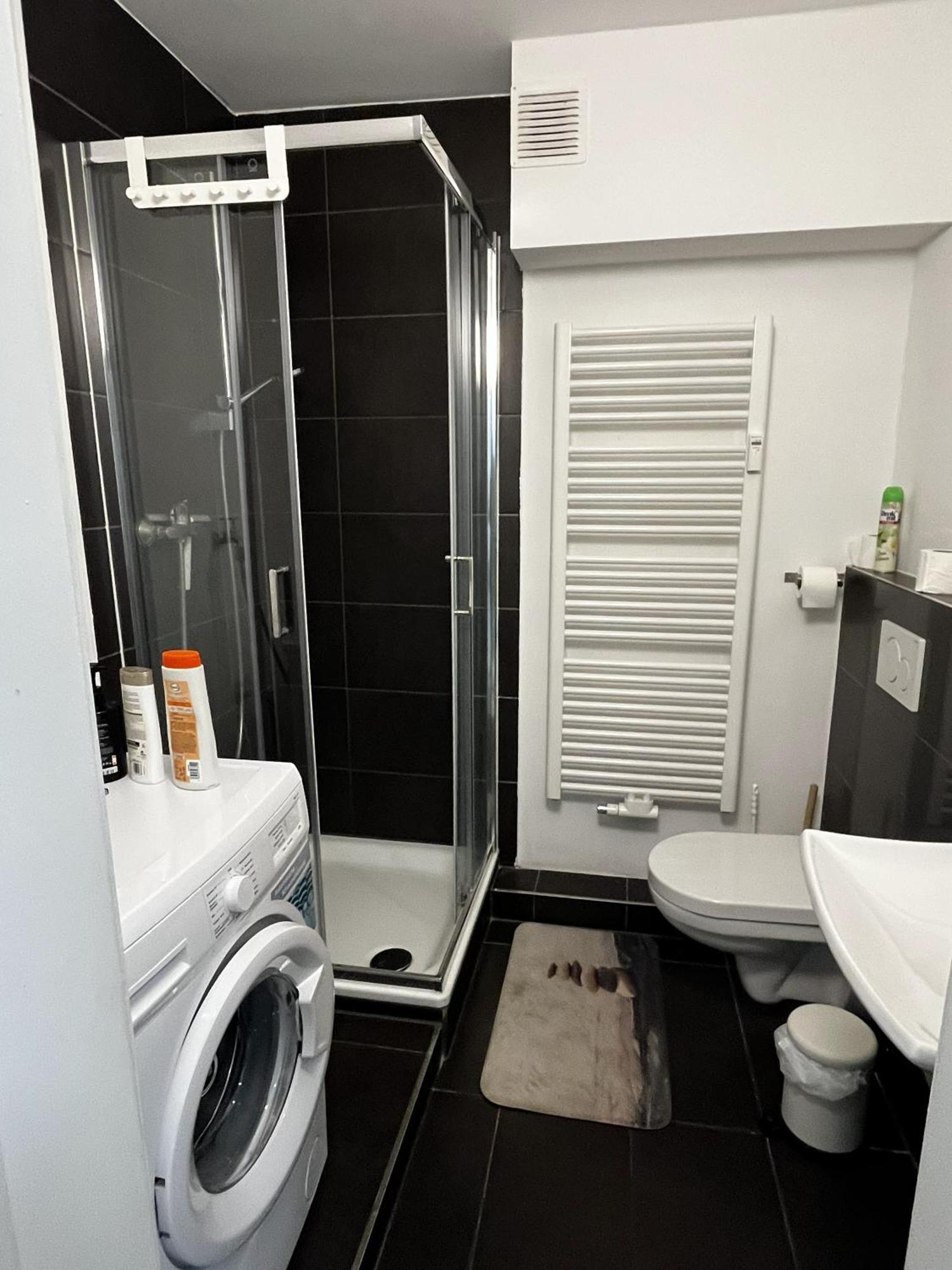 Apartamento Stylish In Friesenplatz, Heart Of *