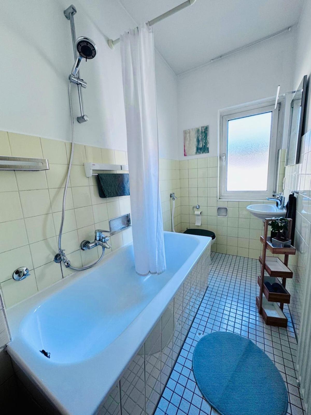 Apartment Gemuetliche Mit Balkon Und Top-anbindung