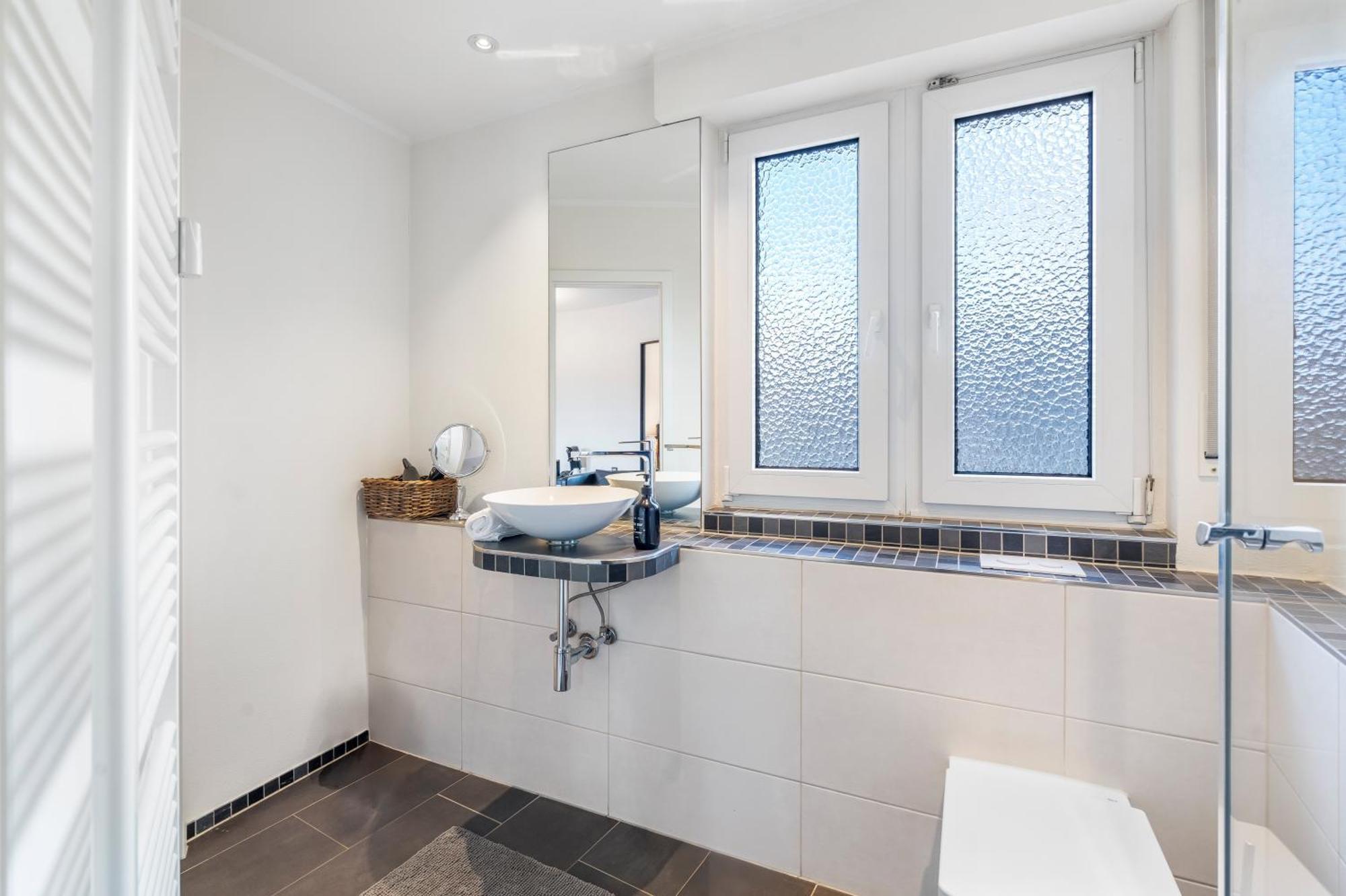 Urban Retreat - Whirpool - Lage Apartment