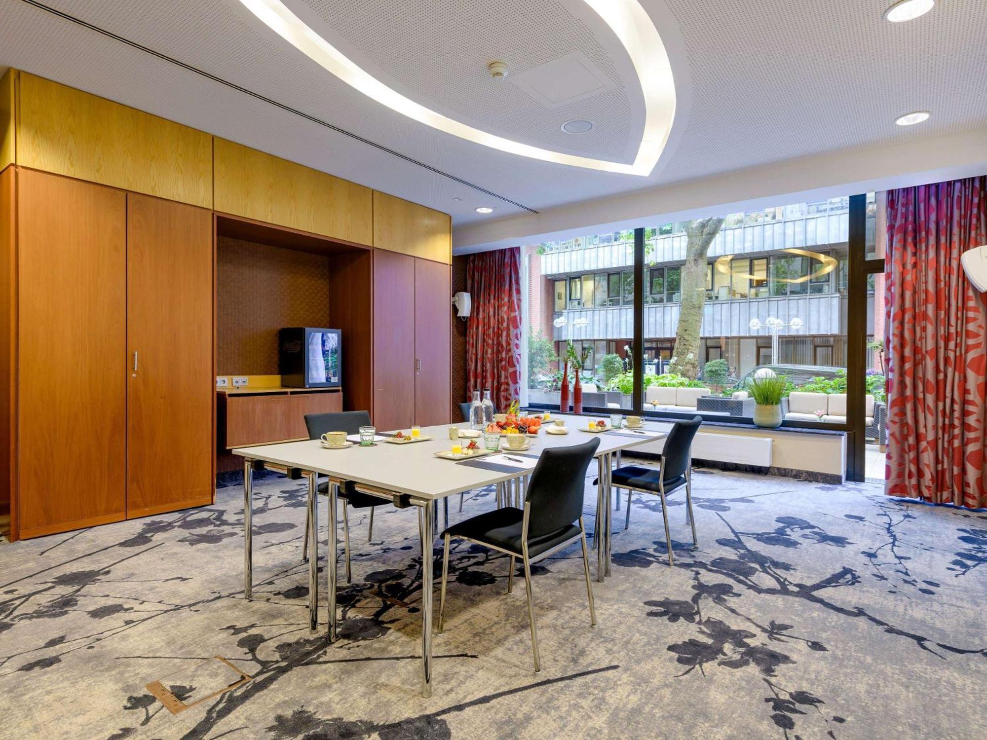 Mondial Am Dom Mgallery Hotel