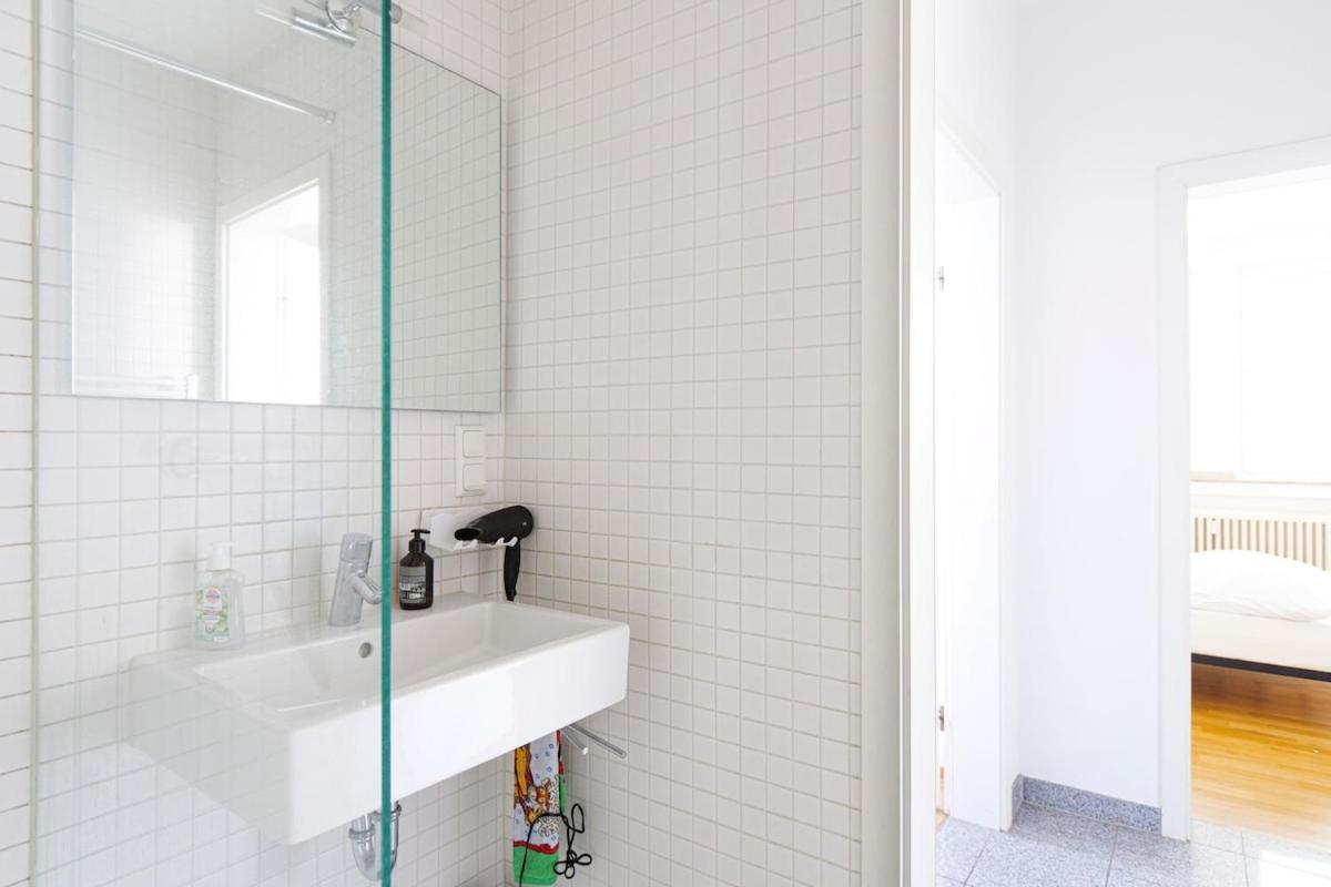 Beautiful Modern & *