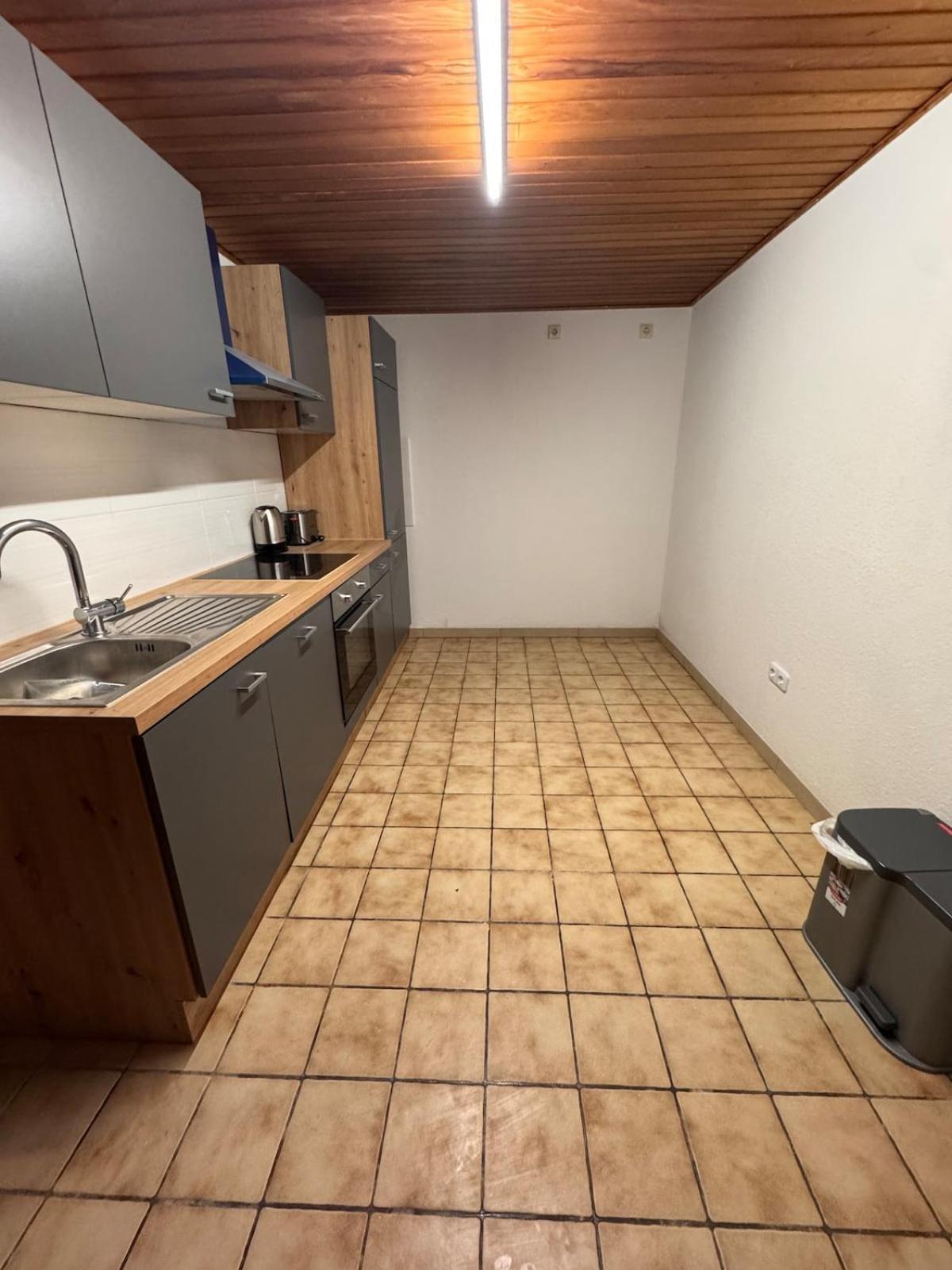 In Porz Am Rhein Mit Kompletter Kueche Apartment Cologne