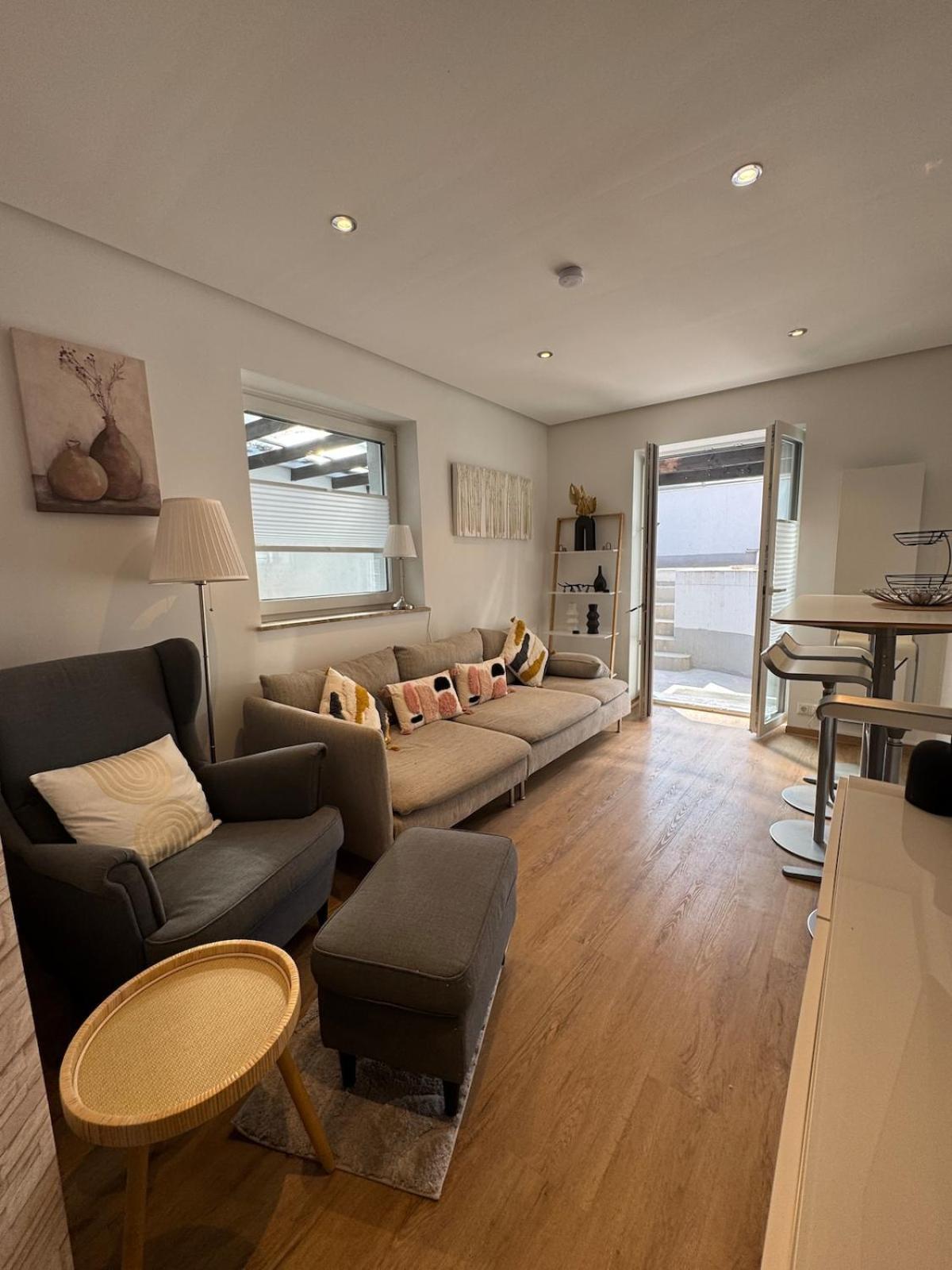 Appartement With Garden & 2 Bathrooms *