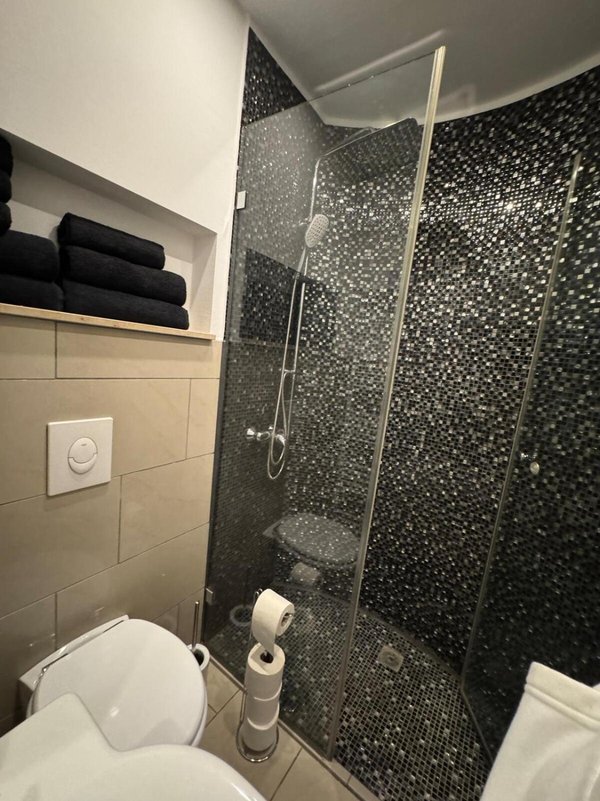 Appartement With Garden & 2 Bathrooms Cologne