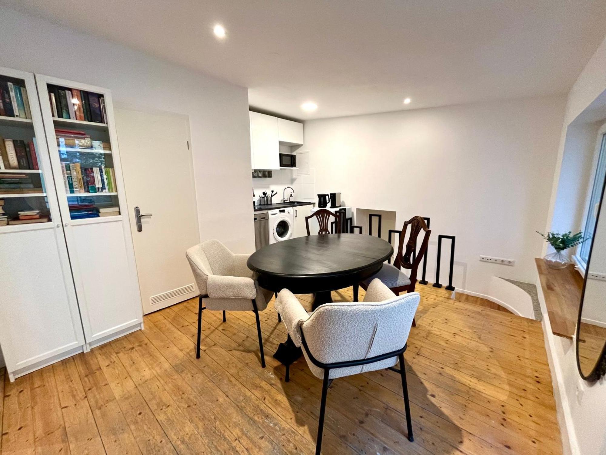 Holideis Big With Terrace Center Apartment Cologne