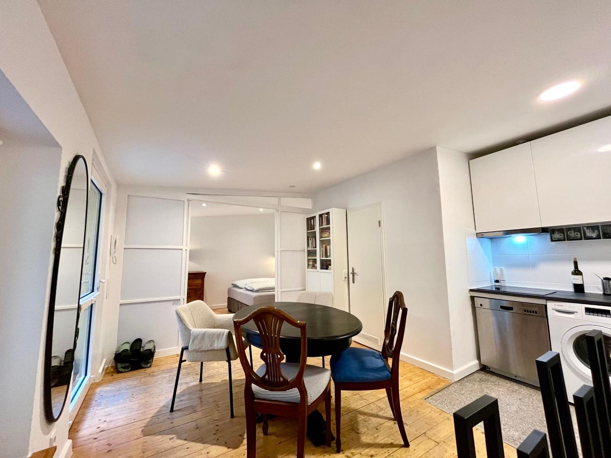 Apartment Holideis Big With Terrace Center Cologne