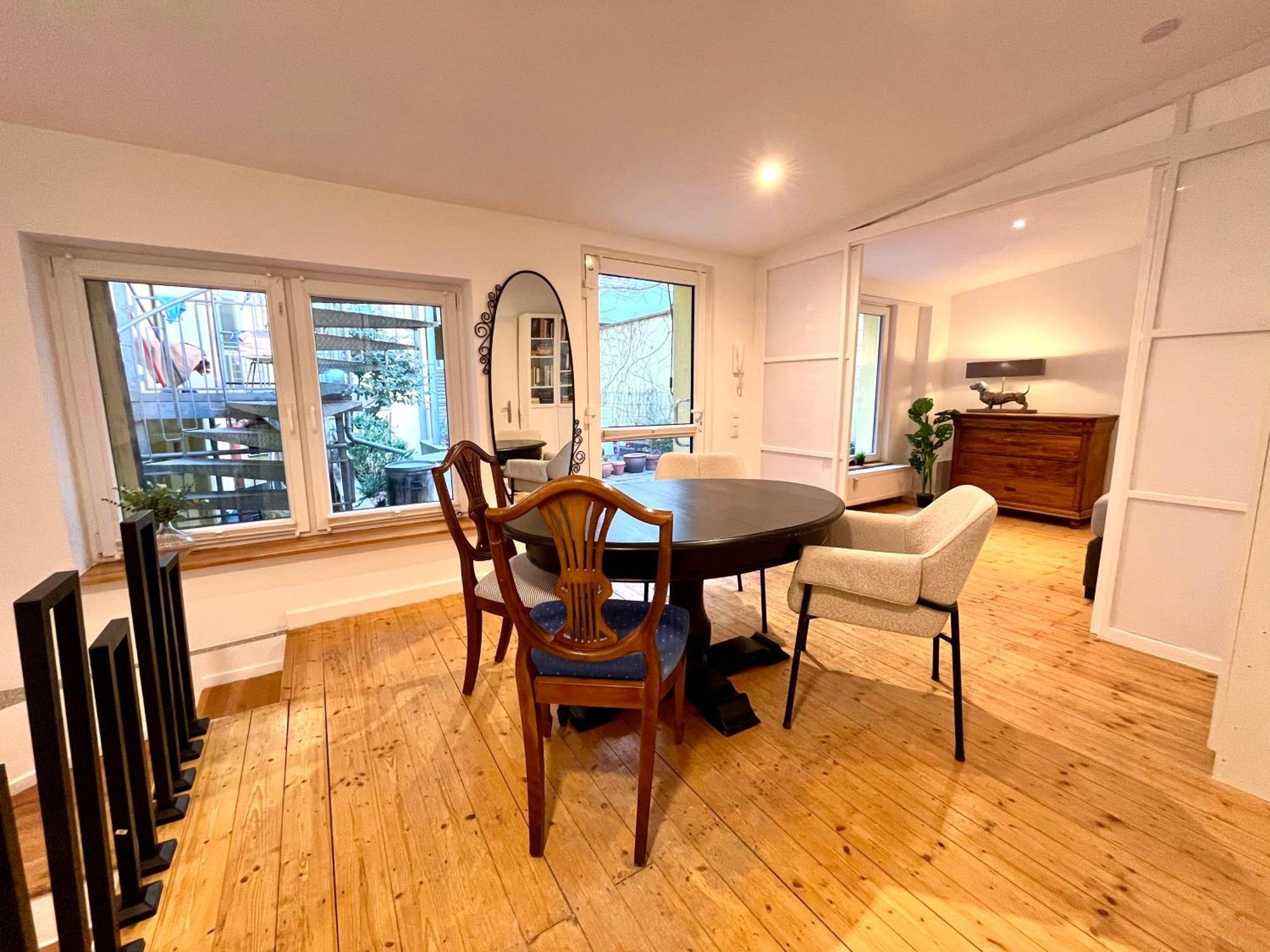 Holideis Big With Terrace Center Apartment