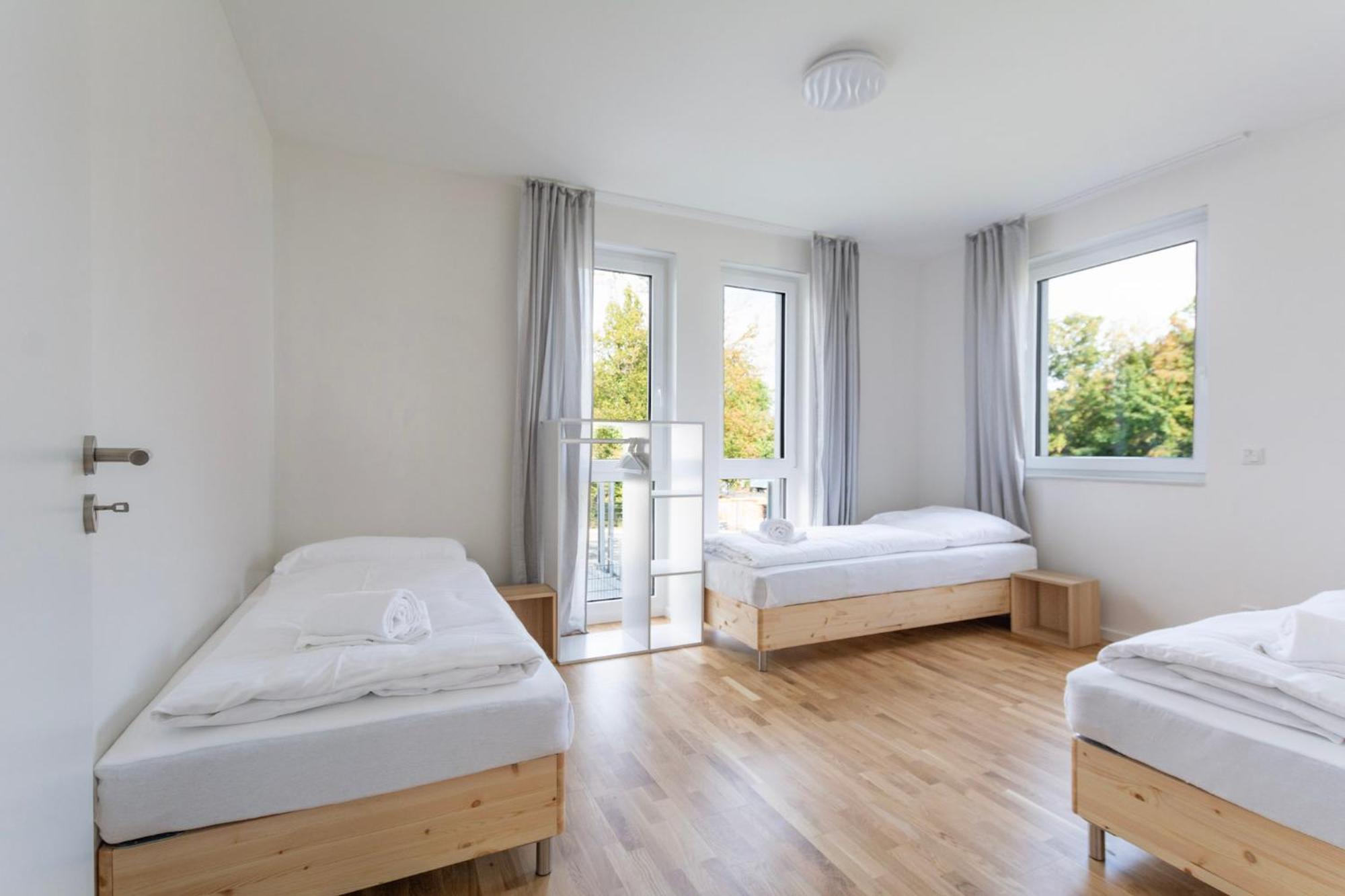 T&k - Bergisch Gladbach - 7 Comfortable - 20 Min To Fair Messe Apartment Cologne