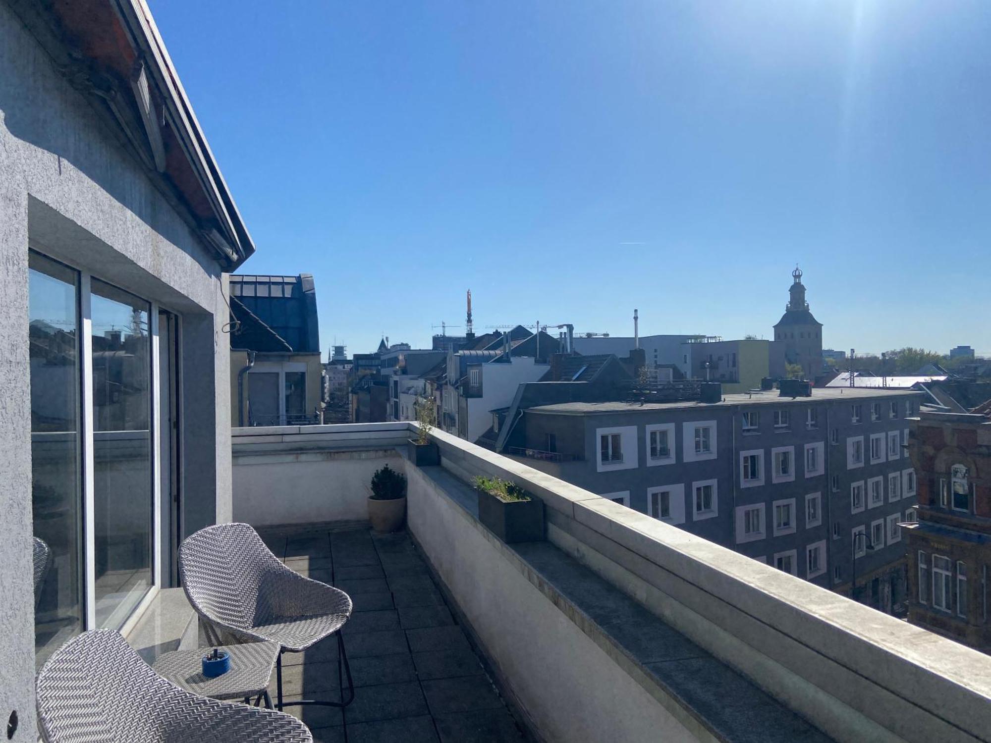 Penthouse At Cathedral