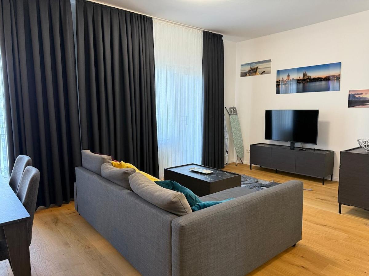 2 Auf Den Koelner Ringen! Apartment *