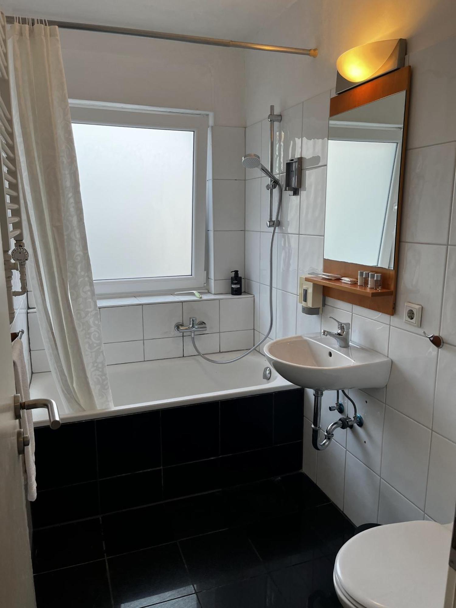 Tenova Koeln-neumarkt Hotel