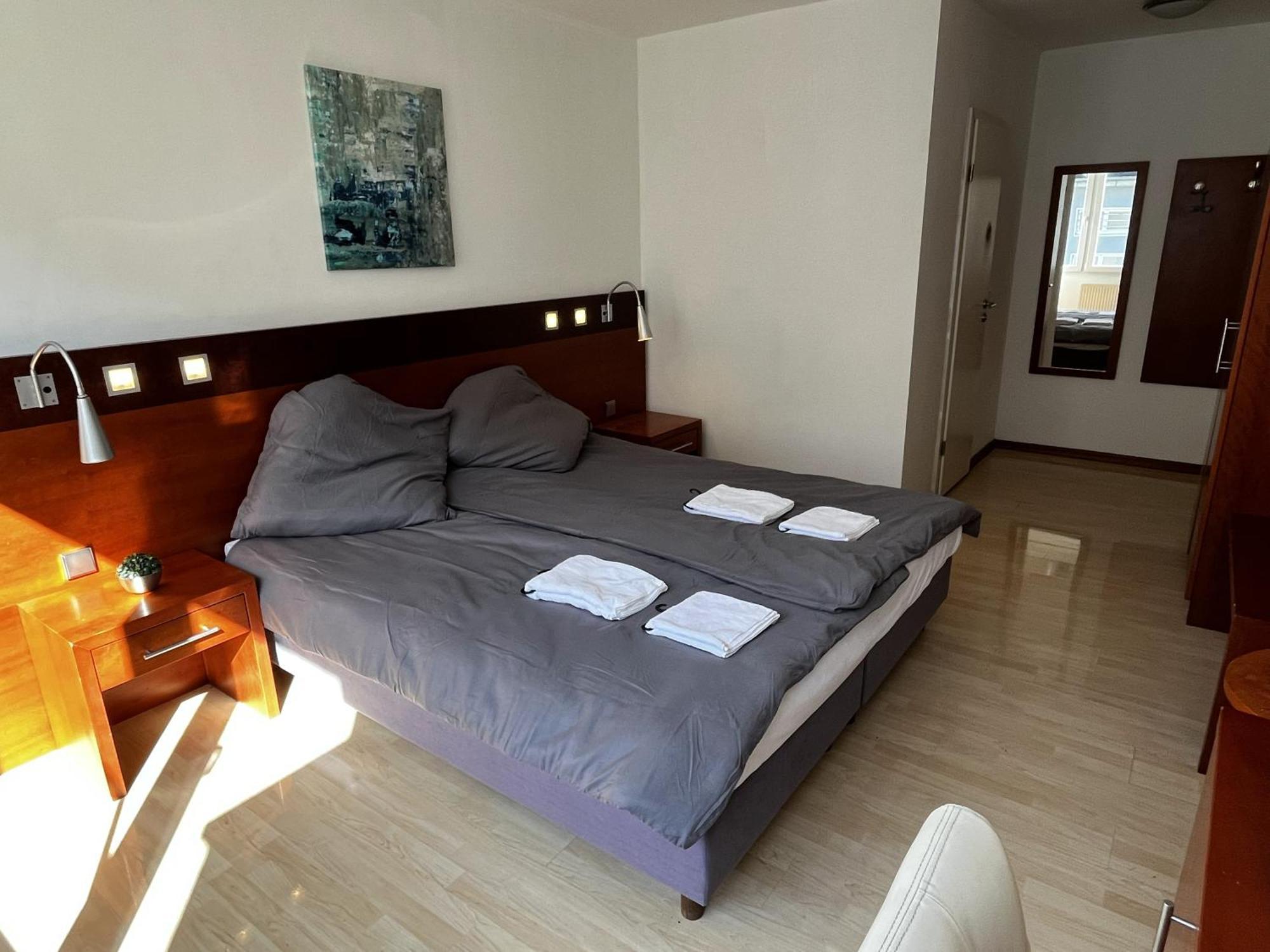 Tenova Koeln-neumarkt Hotel *
