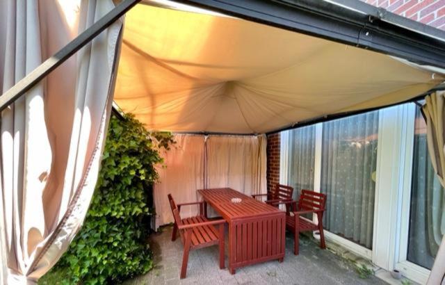 Haus In Ossendorf Holiday home Cologne