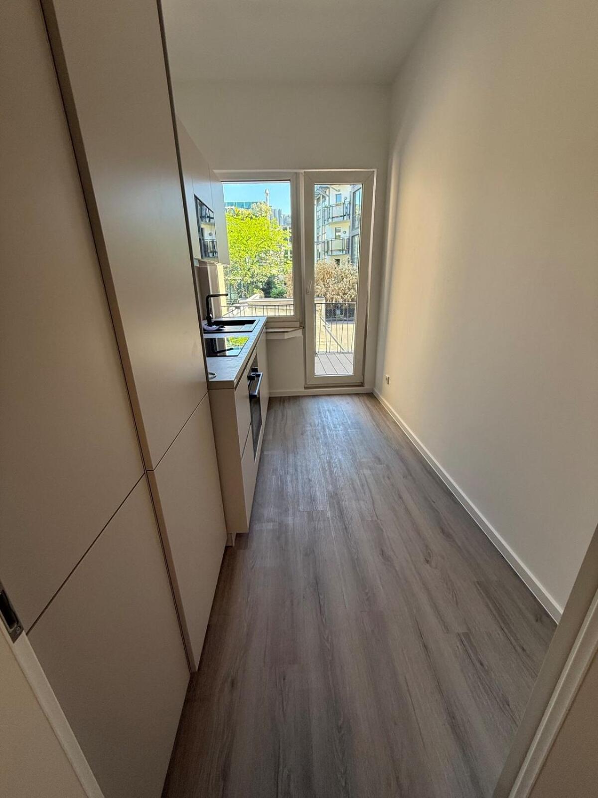 Luxury Deluxe Apartment With 3 Rooms Xl-Orchid Apartment Cologne