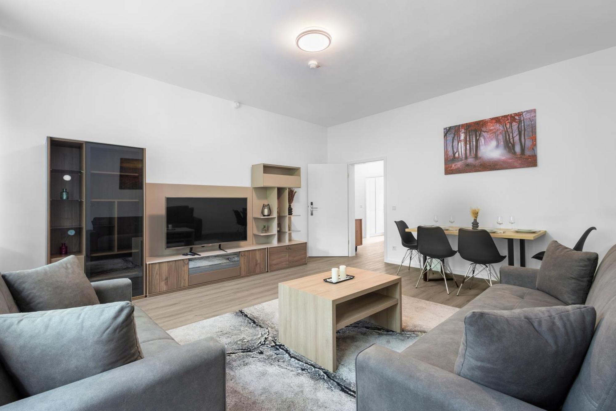 Domloge Lofts & *