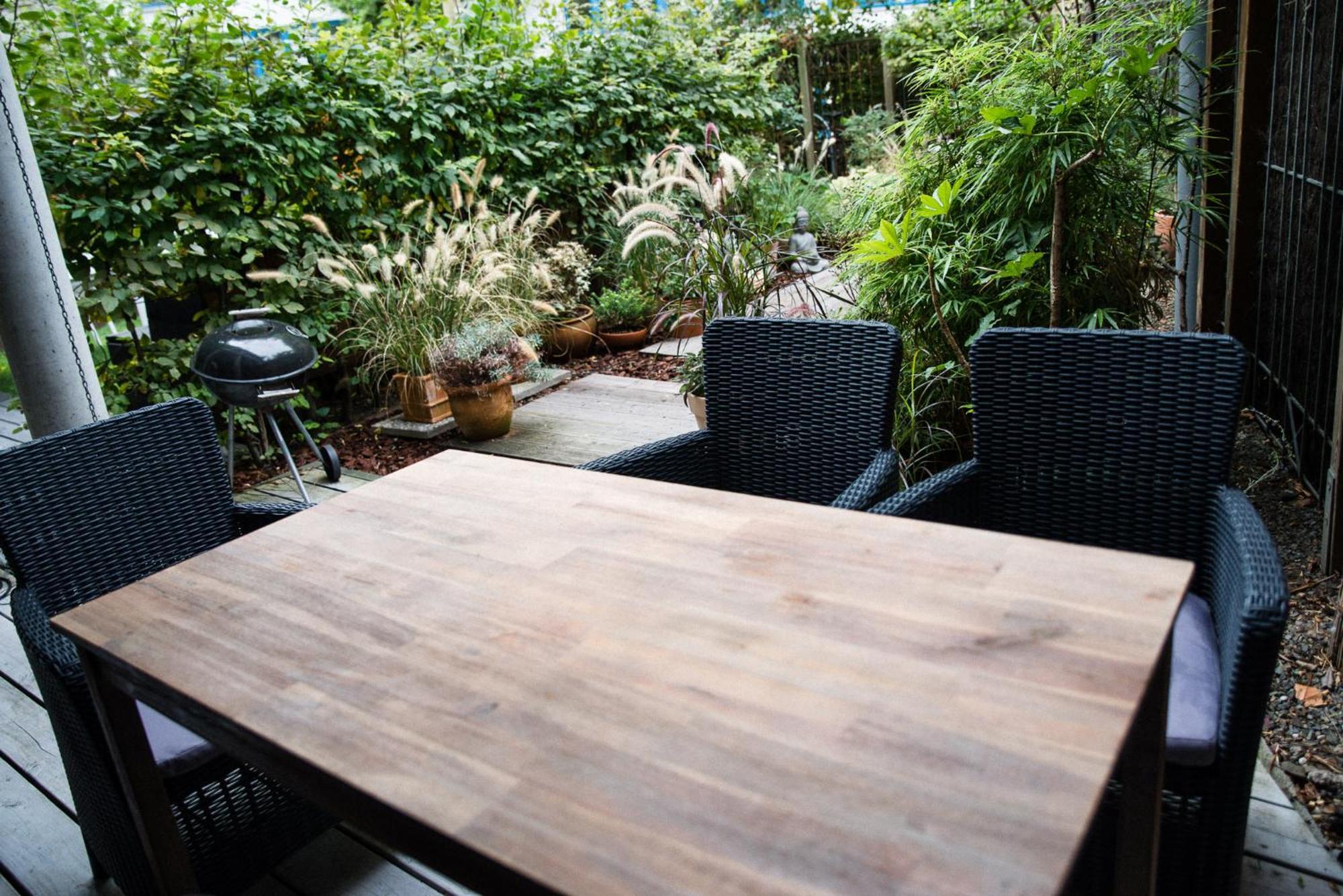 Gartenzimmer In Atelierwohnung Homestay *