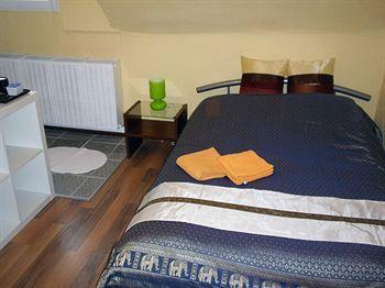Stayincologne Bed & Breakfast 2*