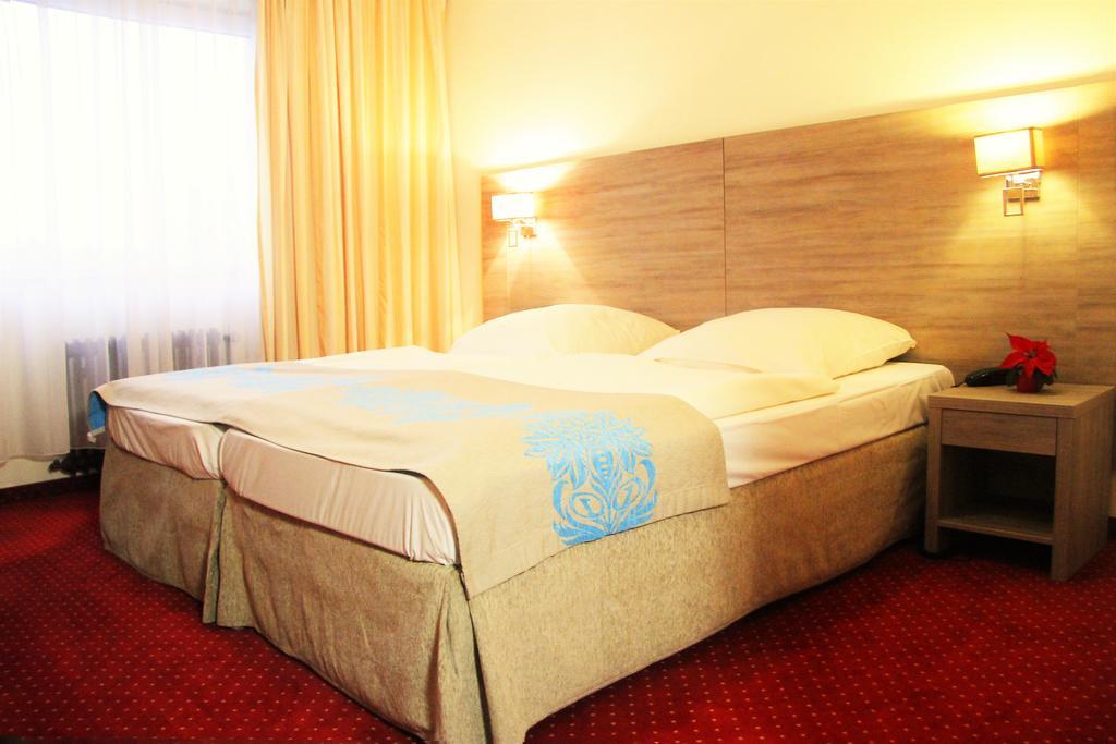 Lorien Hotel 3*