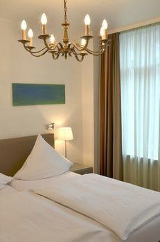 Hotel Im Kupferkessel 2*