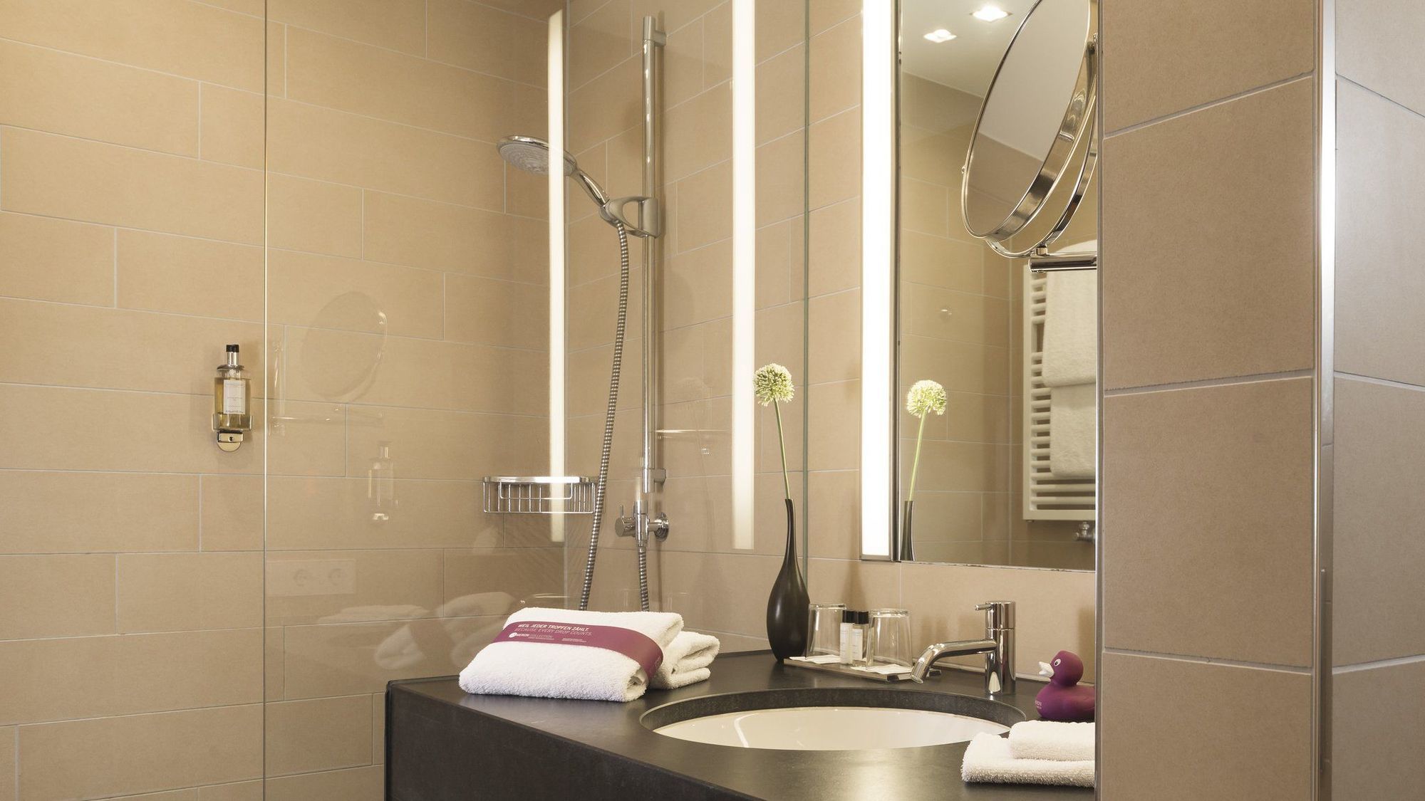 Hotel Ameron Regent