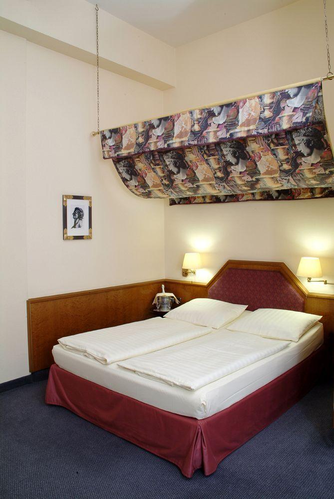 Viktoria Hotel Cologne