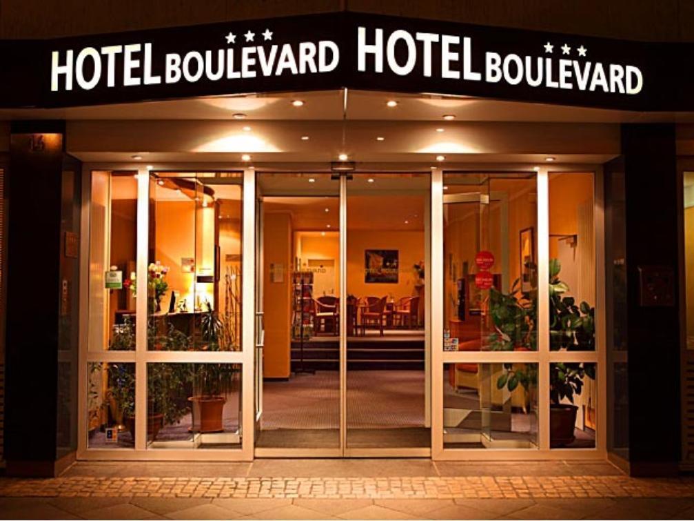 Boulevard Hotel 3*