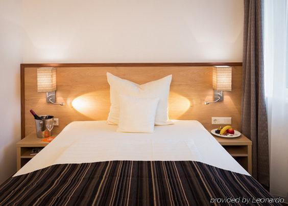 Stadthotel Am Roemerturm 4* Cologne