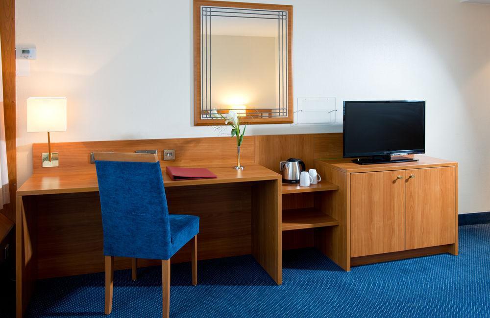 Leonardo Bonn Airport Hotel Köln
