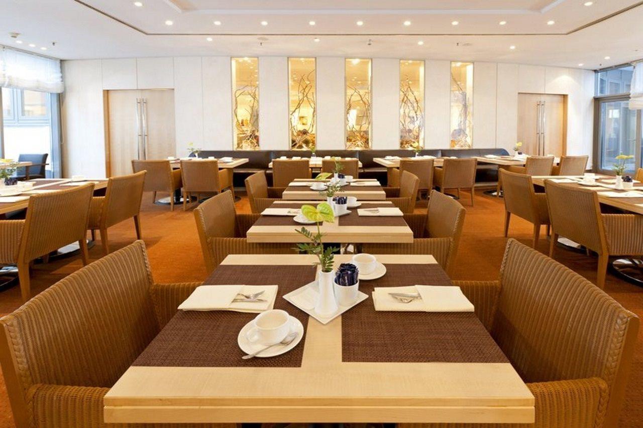Hotel Dorint An Der Messe 4*
