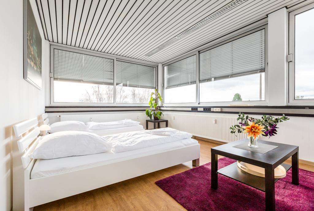 Work And Marsdorf Apartment