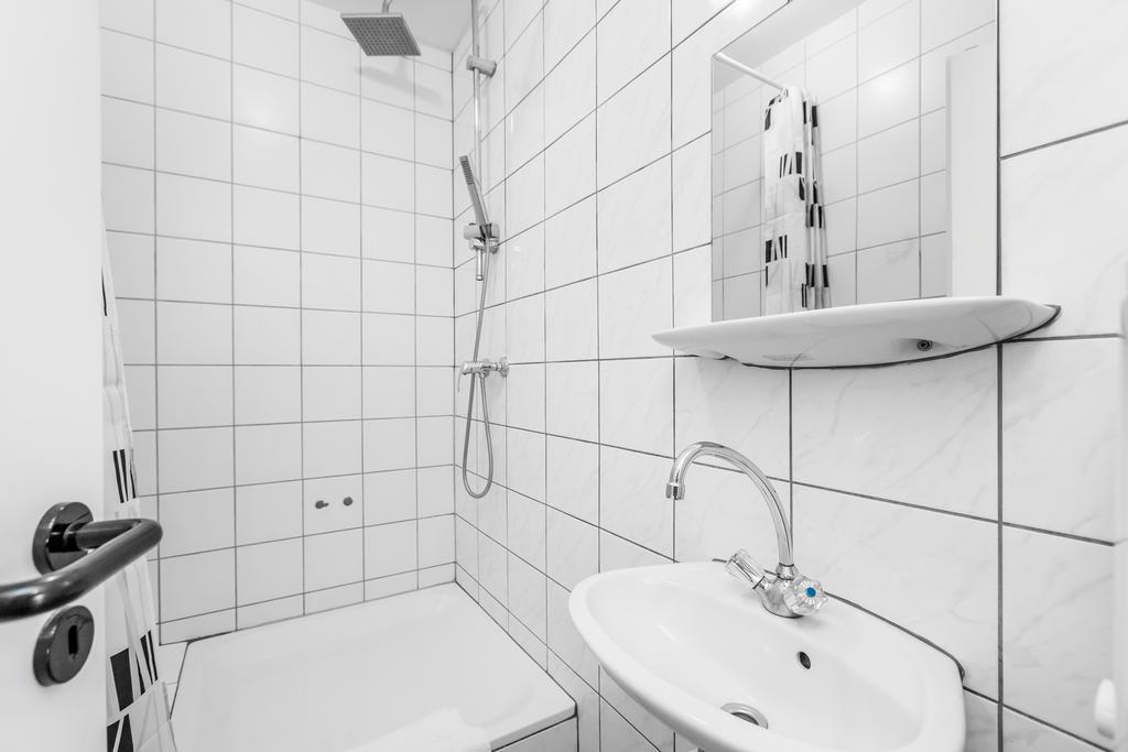 Apartment Work And Marsdorf *